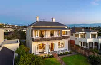 8 Clarendon Road, St Heliers