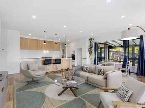 33 Woodridge Drive, Stanmore Bay