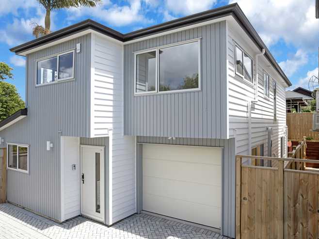 27E Greenhill Crescent, Pakuranga Heights