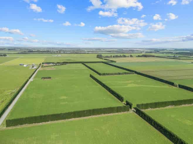 146 Chatmos Road, Willowby