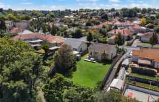 44 Jellicoe Drive, Hamilton East