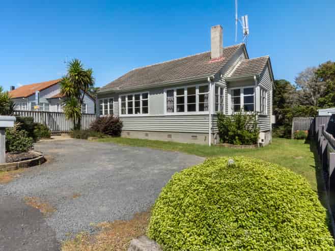 44 Jellicoe Drive, Hamilton East