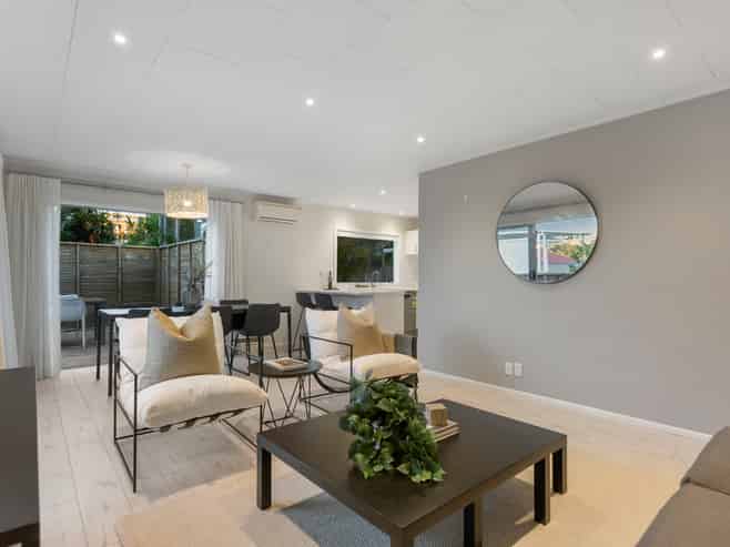 1B Springfield Road, Western Springs