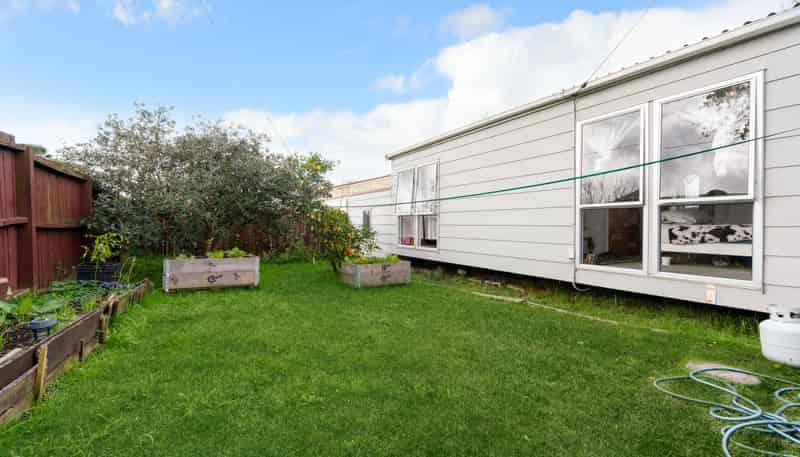 1/255 Swanson Road, Henderson