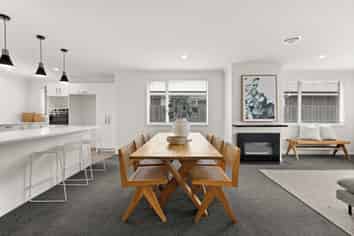 42 Lochhead Street, Mahora