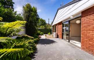 2/19 Somerfield Street, Somerfield