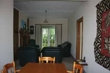 36 Newington Road, Henderson