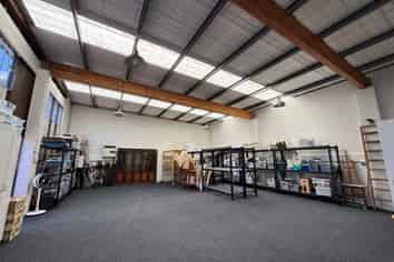 Functional Industrial Unit Available