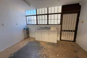 Functional Industrial Unit Available