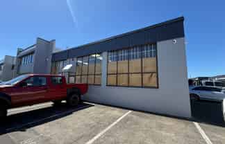 Functional Industrial Unit Available