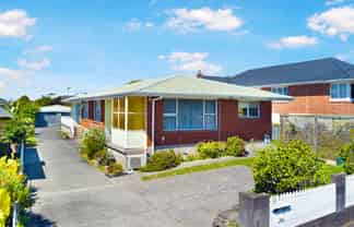 Unit 1 & 2/464 Blockhouse Bay Road, Blockhouse Bay