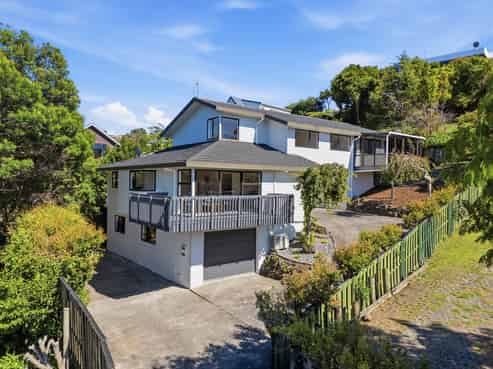 2 Seaford Place, Murrays Bay