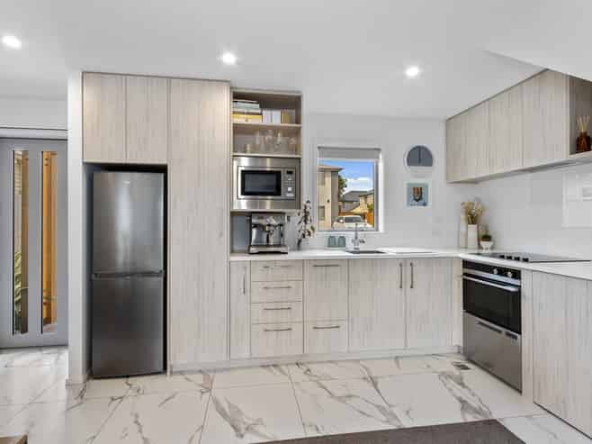 2/48 Ward Street, Addington