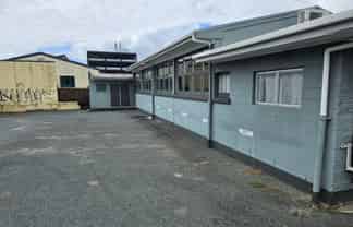 Versatile Office & Training Space