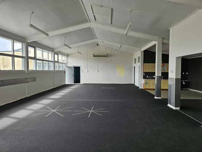 Versatile Office & Training Space