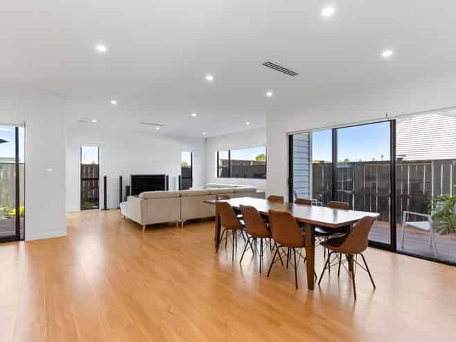 25 La Bella Road, Hobsonville