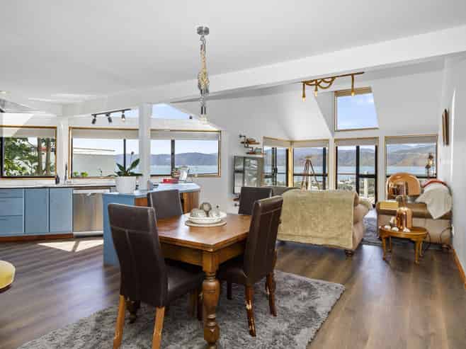 80 Tio Tio Road, Seatoun