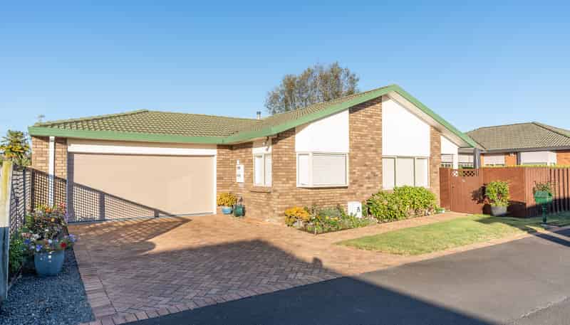 6 Longford Court, Forest Lake