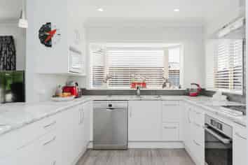 6 Longford Court, Forest Lake