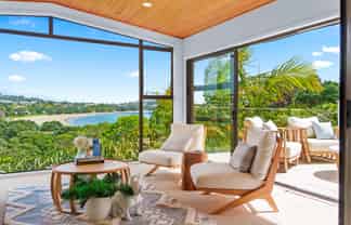 10 Ardern Avenue, Stanmore Bay