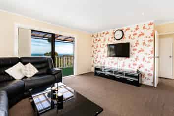 16 Southgate Road, Southgate