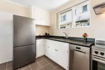 16 Southgate Road, Southgate