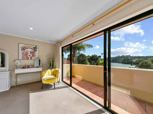 20 Kingfisher Grove, Greenhithe