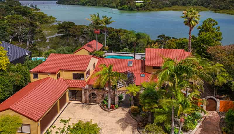 20 Kingfisher Grove, Greenhithe