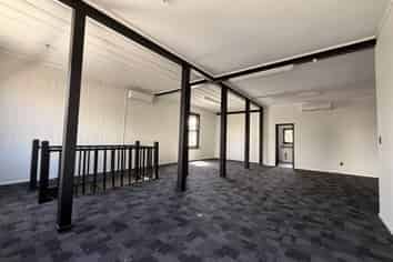 MOUNT EDEN OFFICE - EIGHT CAR PARKS
