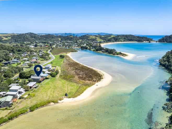 878 Matapouri Road, Matapouri