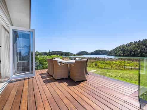 878 Matapouri Road, Matapouri