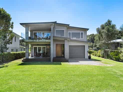 878 Matapouri Road, Matapouri