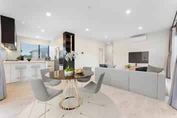 12 William Calvert Drive, Swanson