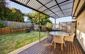 37B Polkinghorne Drive, Manly