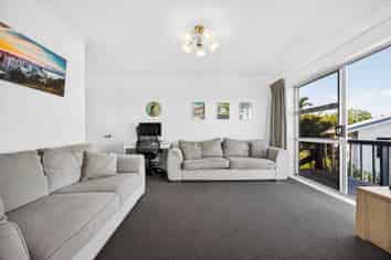 37B Polkinghorne Drive, Manly