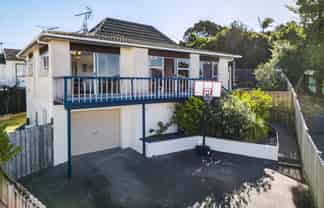 37B Polkinghorne Drive, Manly