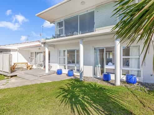 2/7 Onepoto Road, Hauraki