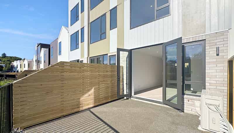 19 Ara Paripari, Tawa