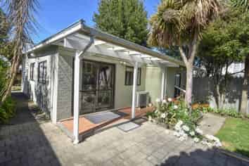 8 Jura Street, North East Valley