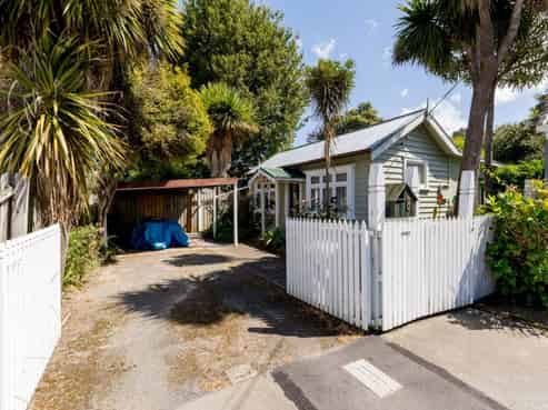 8 Jura Street, North East Valley