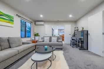 46 Kurnell Drive, Botany Downs