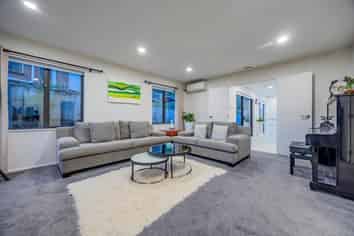 46 Kurnell Drive, Botany Downs