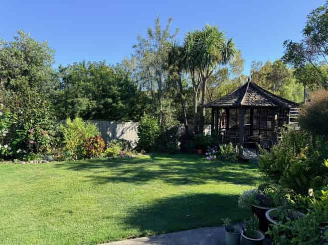 4 Sanctuary Drive, Stoke