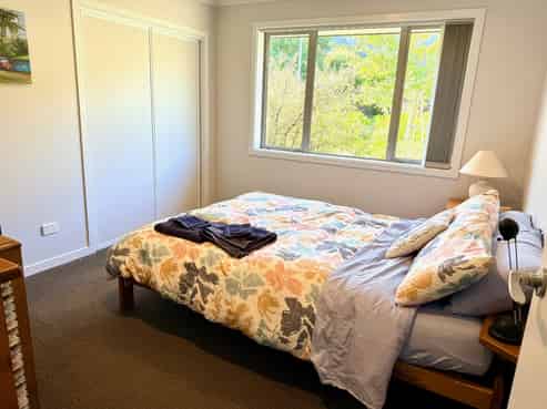 4 Sanctuary Drive, Stoke