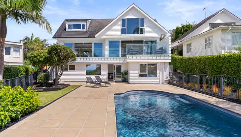 73 Churchill Road, Murrays Bay