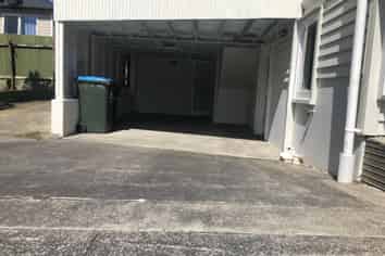 112 Melrose Road, Hillsborough