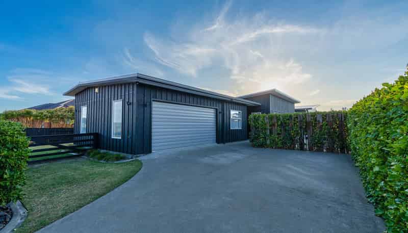 17 Forbes Road, Foxton Beach