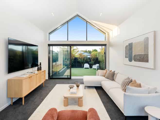 184 Weston Road, Saint Albans