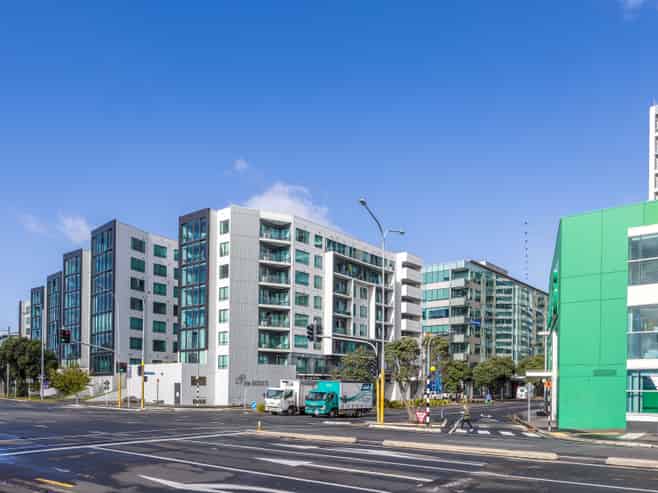 423/8 Dockside Lane, Auckland Central