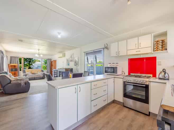 69 Coverdale Street, Onekawa